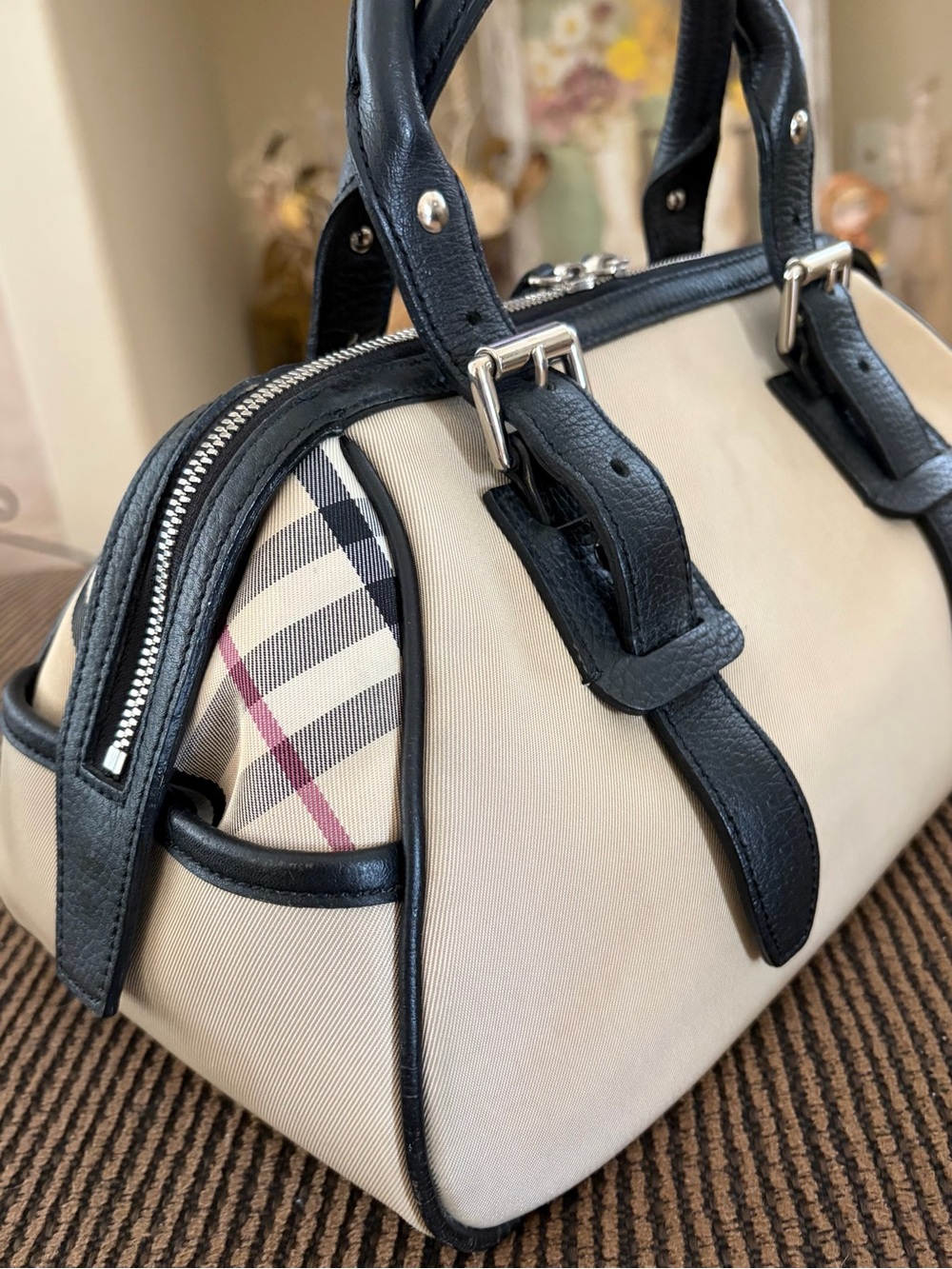 Burberry Nova Check Satchel Jacquard Leather Handbag Black Beige - Picture 3 of 16